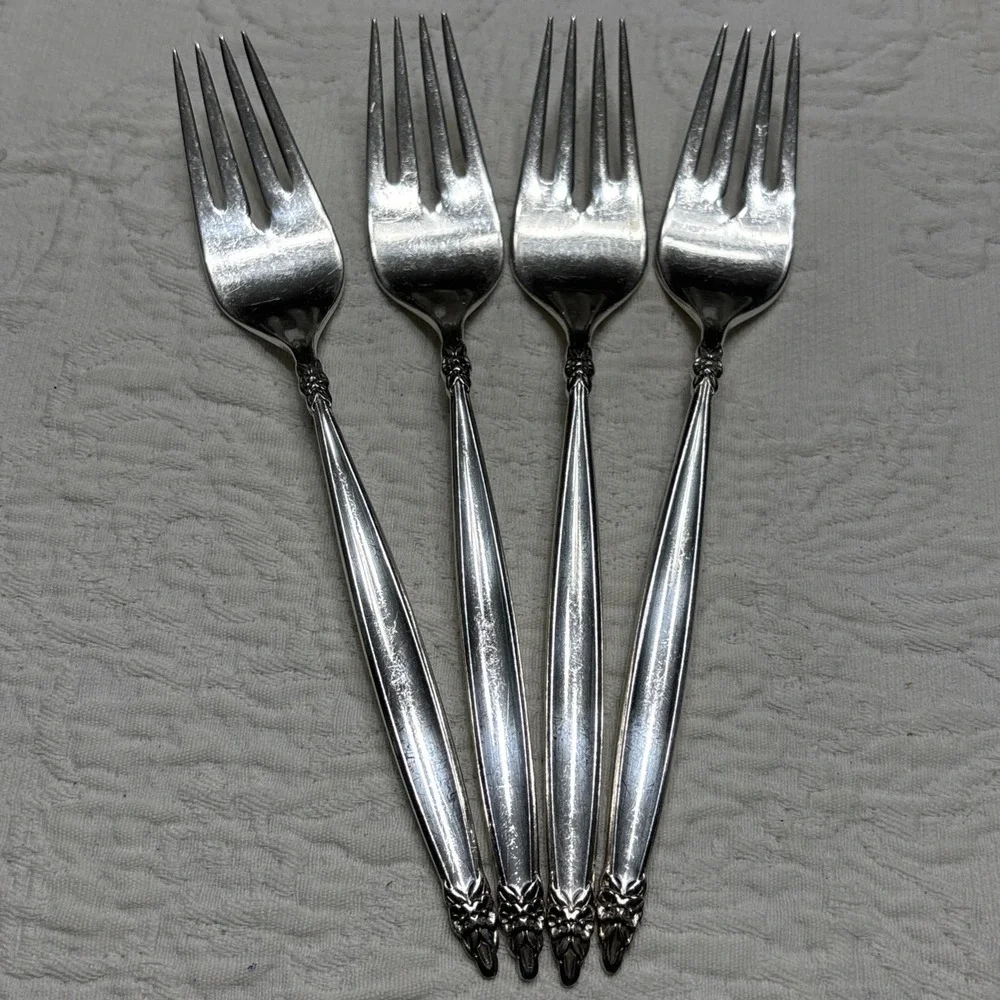 1965 GARLAND 1847 Rogers Bros IS Slotted 4 Salad Forks Silver Plate Flatware